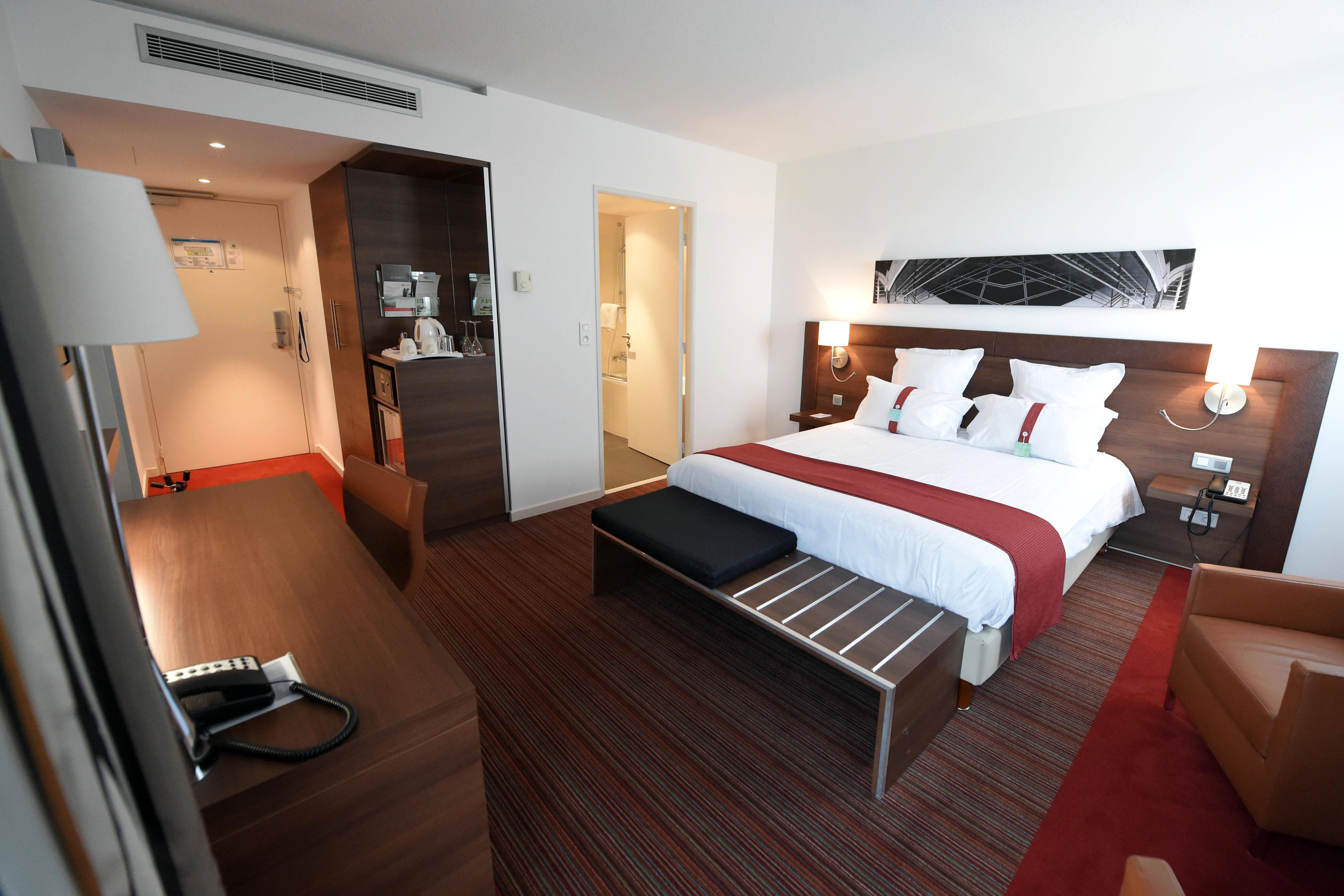 Holiday Inn Mulhouse By Ihg Экстерьер фото