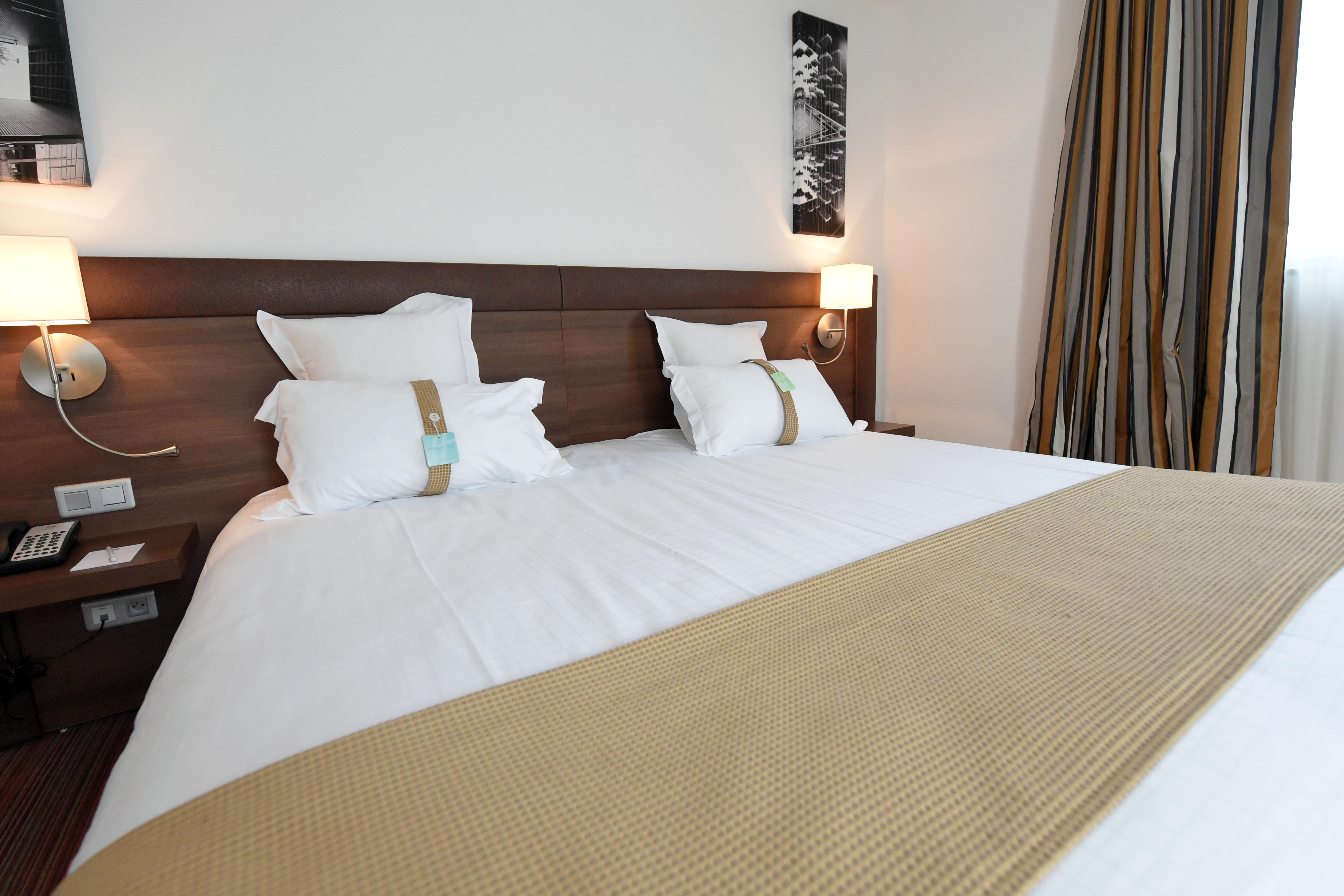 Holiday Inn Mulhouse By Ihg Экстерьер фото