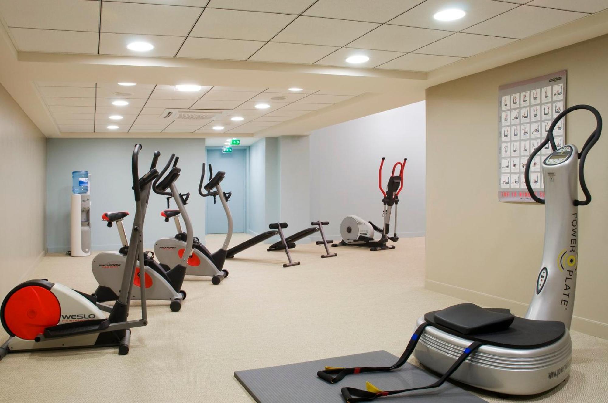 Holiday Inn Mulhouse By Ihg Экстерьер фото