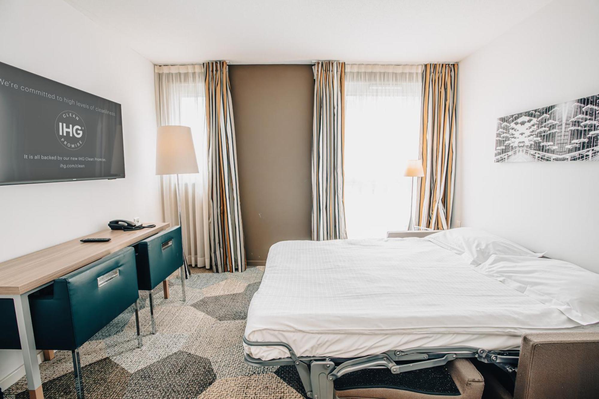 Holiday Inn Mulhouse By Ihg Экстерьер фото